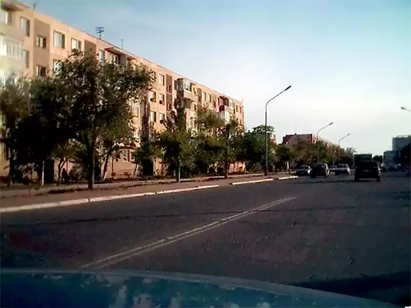 Дорога между 5 и 7 микрорайонами города Актау (Шевченко)