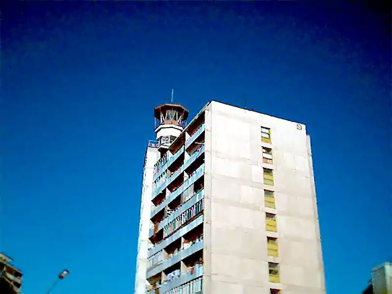 Здание с маяком в городе Актау (Шевченко)