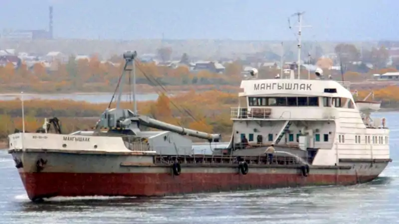 Сухогрузное судно Мангышлак