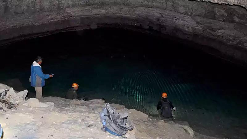 Пещера Балаюк в Мангистау