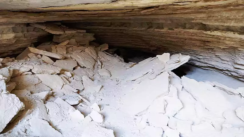 Пещера Утебай в Мангистау